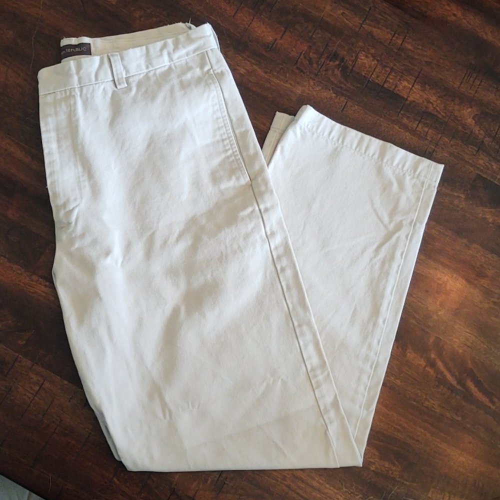 Banana Republic chino 35x32